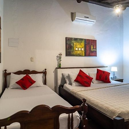 Giron Chill Out Hotel Boutique Eksteriør billede